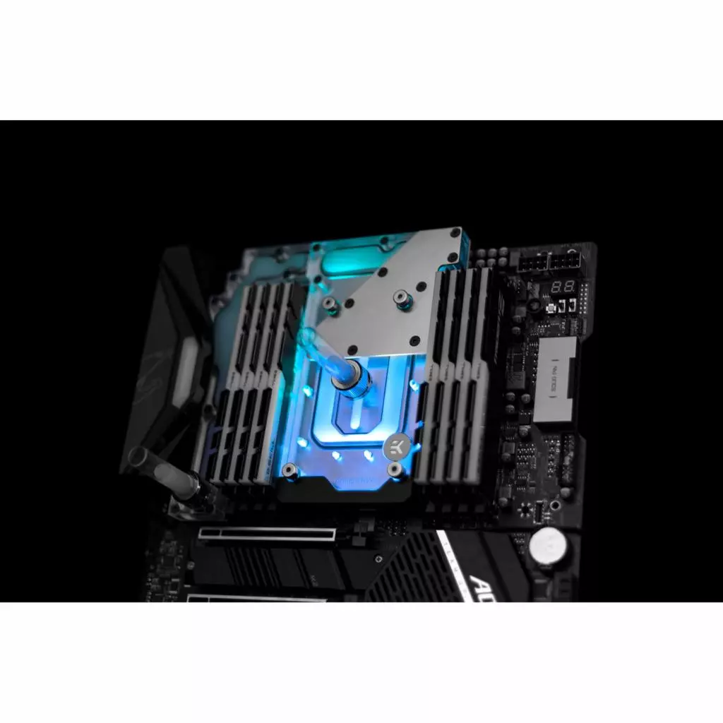 Водоблок Ekwb EK-Quantum Momentum TRX40 Aorus Master D-RGB - Plexi (3831109823972) - 3 Водоблок Ekwb EK-Quantum Momentum TRX40 Aorus Master D-RGB - Plexi (3831109823972) - 3