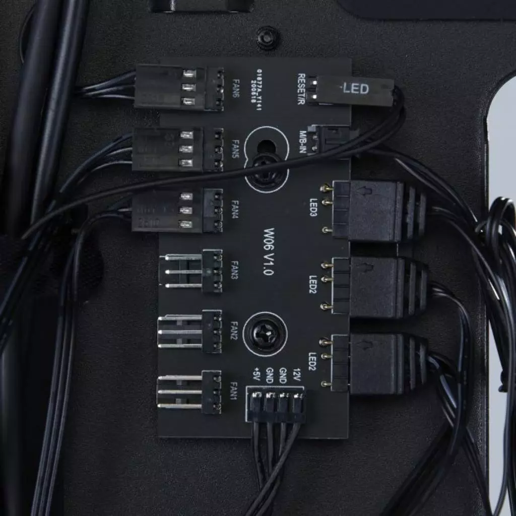 Корпус Lian Li LANCOOL 215 Black (G99.LAN215X.00) - 8 Корпус Lian Li LANCOOL 215 Black (G99.LAN215X.00) - 8