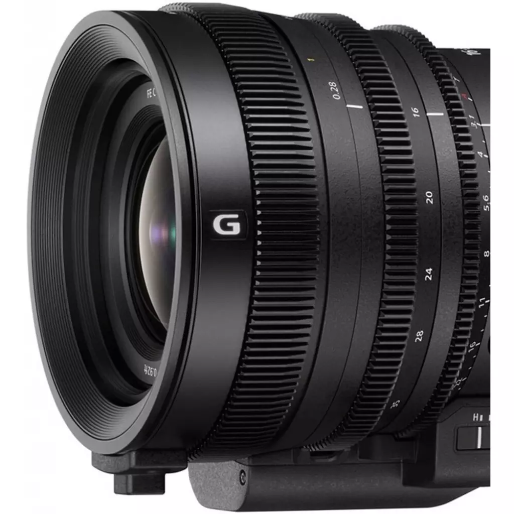 Объектив Sony SEL C 1635mm T3.1 (SELC1635G.SYX) - 8 Объектив Sony SEL C 1635mm T3.1 (SELC1635G.SYX) - 8