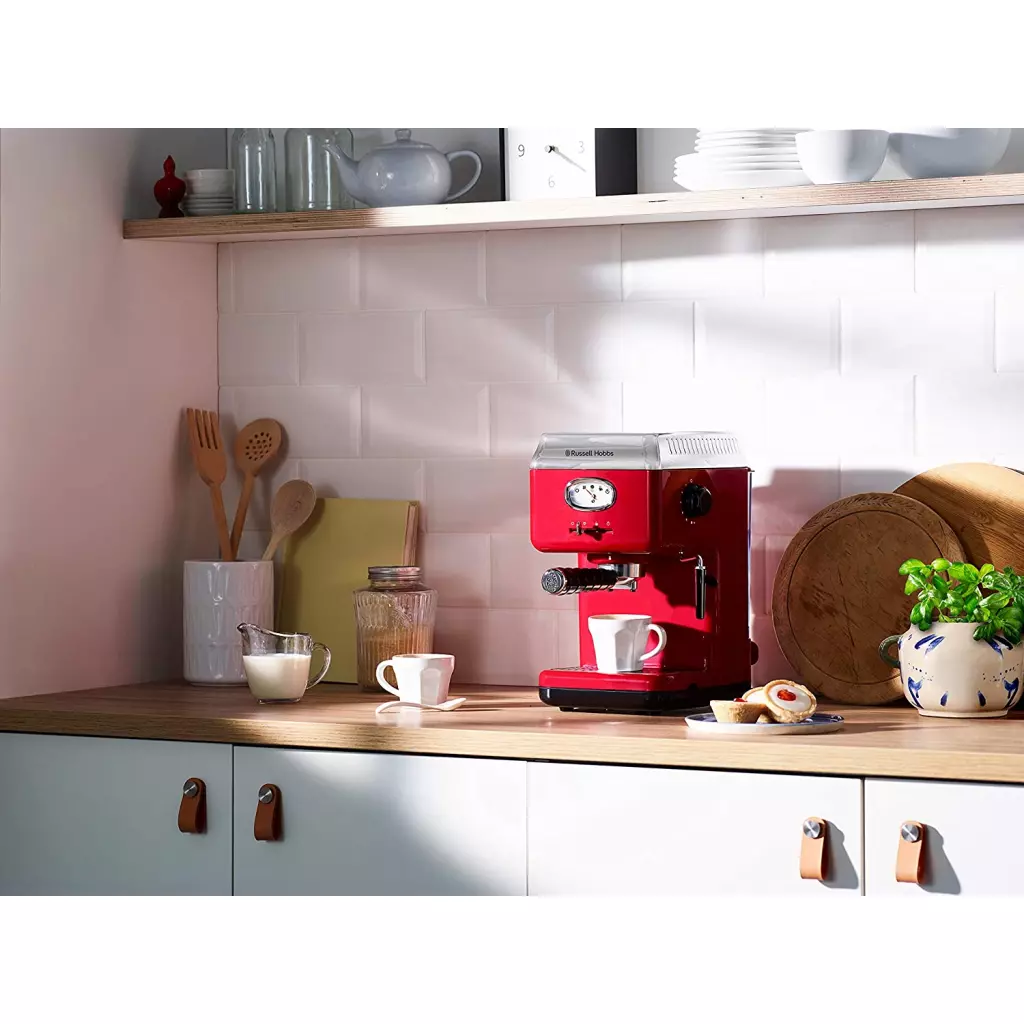 Кофеварка Russell Hobbs Hobbs 28250-56 Retro (28250-56) - 2 Кофеварка Russell Hobbs Hobbs 28250-56 Retro (28250-56) - 2
