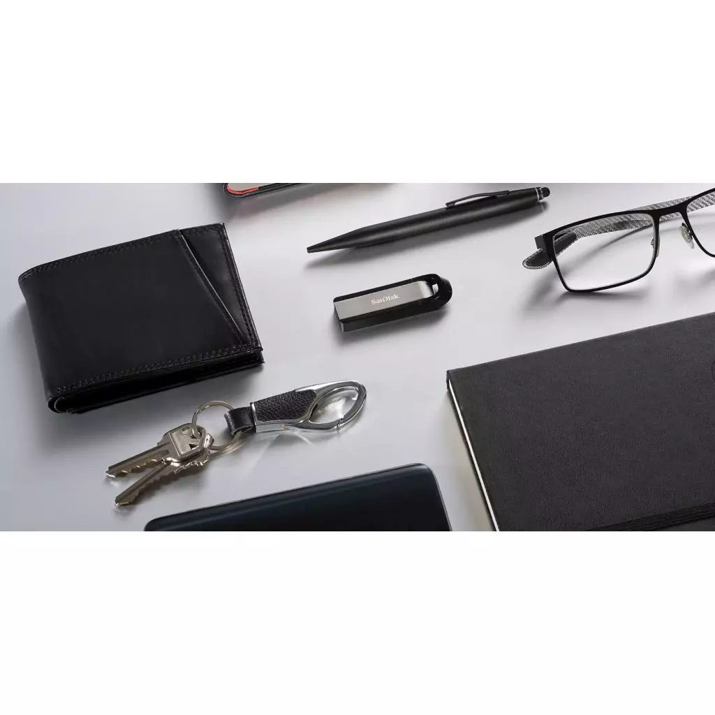 USB флеш накопитель SanDisk 64GB Extreme Go USB 3.2 (SDCZ810-064G-G46) - 5 USB флеш накопитель SanDisk 64GB Extreme Go USB 3.2 (SDCZ810-064G-G46) - 5