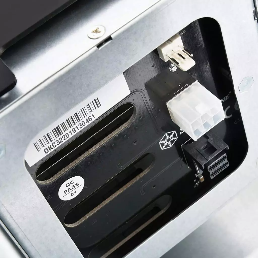 Корпус Silver Stone SST-CS381 - 3 Корпус Silver Stone SST-CS381 - 3