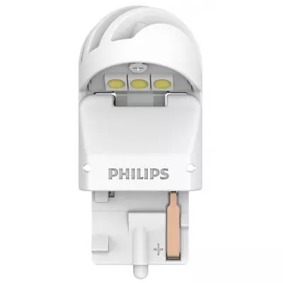 Автолампа Philips светодиодная (11065XUWX2)