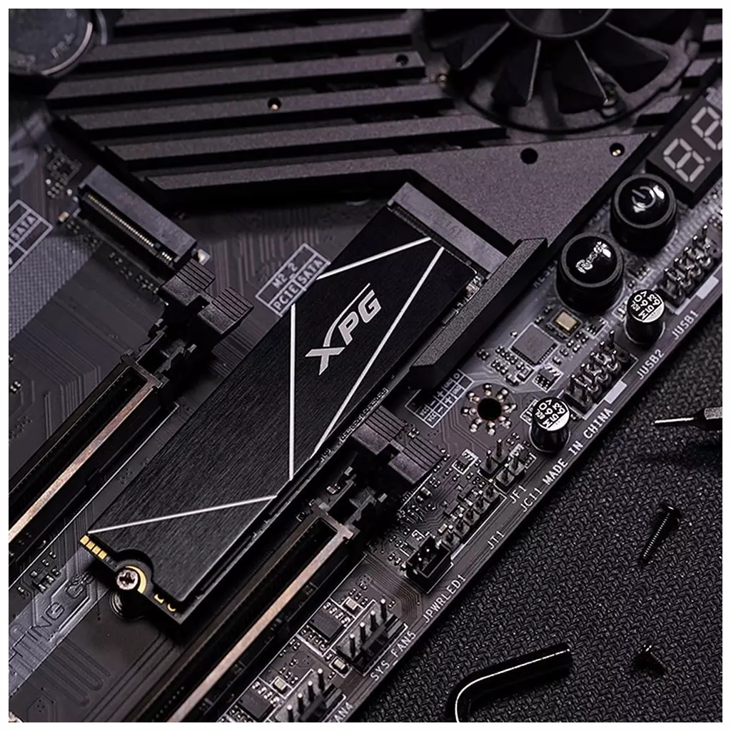 Накопитель SSD M.2 2280 2TB ADATA (AGAMMIXS70B-2T-CS) - 7 Накопитель SSD M.2 2280 2TB ADATA (AGAMMIXS70B-2T-CS) - 7