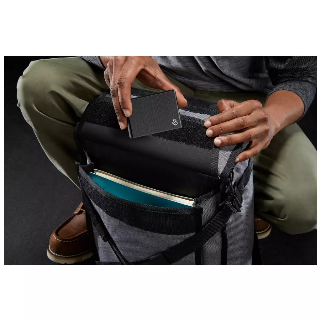 Накопитель SSD USB-C 2TB Seagate (STKG2000400) - 3 Накопитель SSD USB-C 2TB Seagate (STKG2000400) - 3