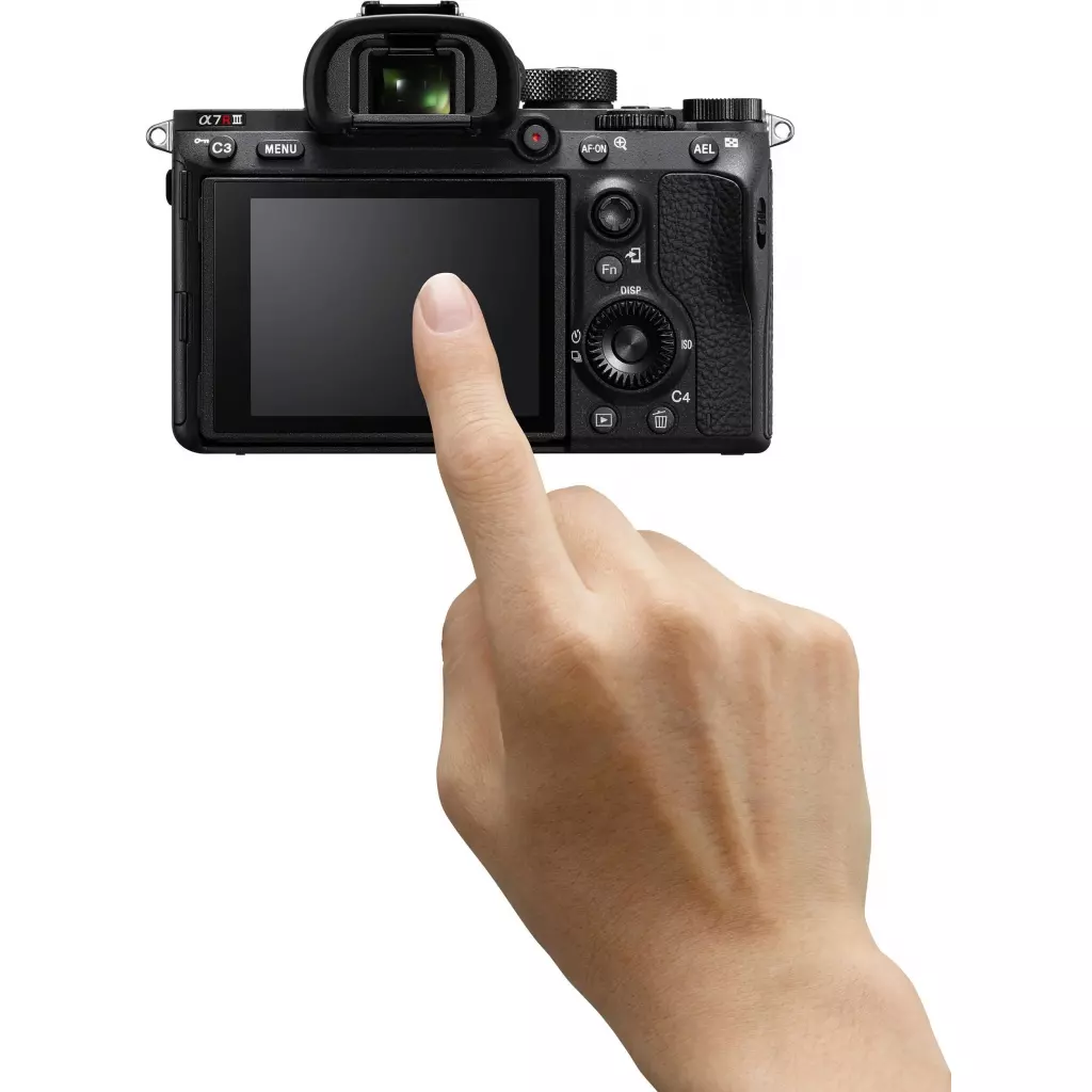 Цифровой фотоаппарат Sony Alpha 7RM3 body black (ILCE7RM3AB.CEC) - 9 Цифровой фотоаппарат Sony Alpha 7RM3 body black (ILCE7RM3AB.CEC) - 9