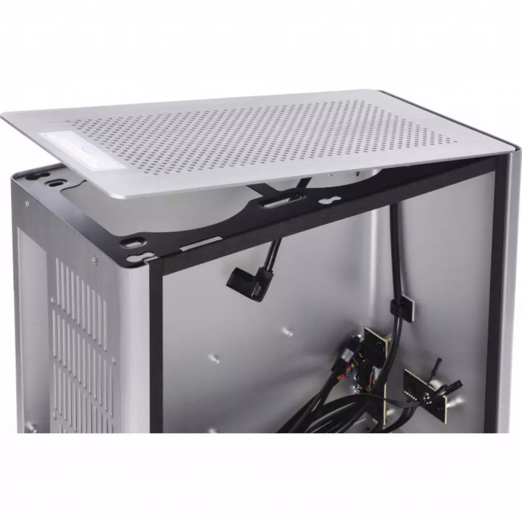Корпус Qube QBV9M_WSNU3 - 9 Корпус Qube QBV9M_WSNU3 - 9