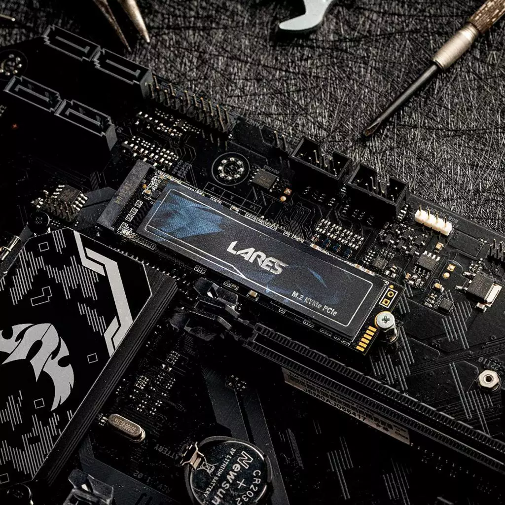 Накопитель SSD M.2 2280 512GB Leven (JPR700-512GB) - 3 Накопитель SSD M.2 2280 512GB Leven (JPR700-512GB) - 3