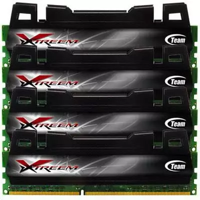 Модуль памяти для компьютера DDR3 32GB (4x8GB) 1866 MHz Team (TDD332G1866HC10SQC01)