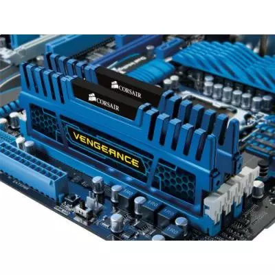 Модуль памяти для компьютера DDR3 16GB (2x8GB) 1600 MHz Corsair (CMZ16GX3M2A1600C10B) - 1