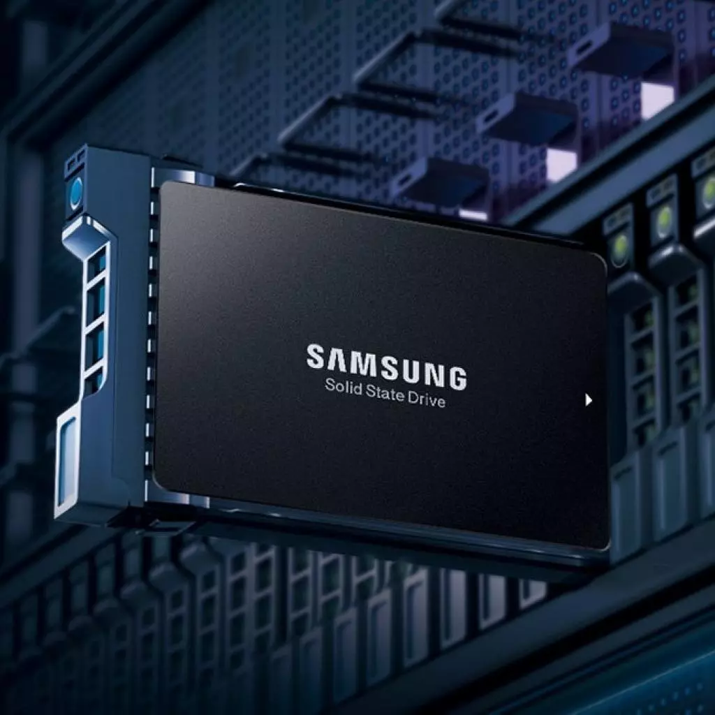 Накопитель SSD 2.5" 1,92TB Samsung (MZ-76E1T9E) - 4 Накопитель SSD 2.5" 1,92TB Samsung (MZ-76E1T9E) - 4