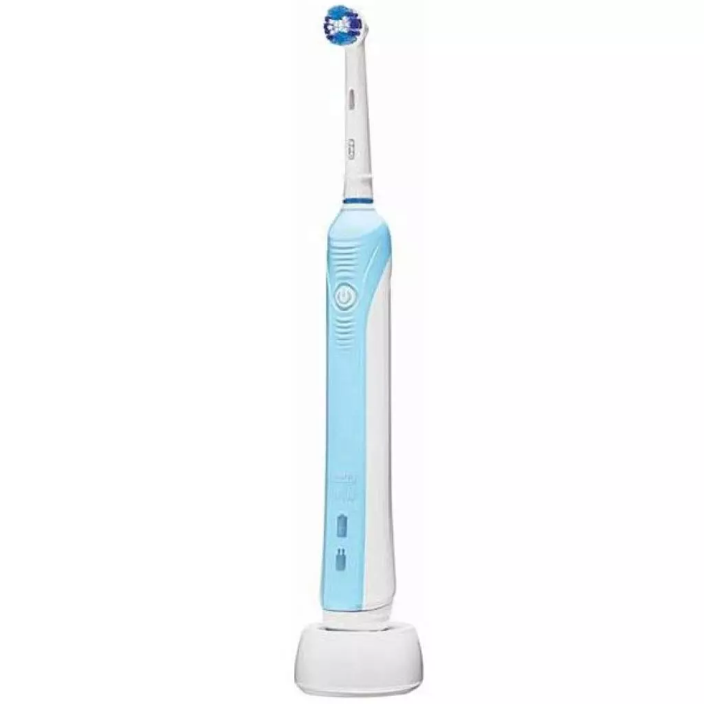 Электрическая зубная щетка Oral-B 500/D16