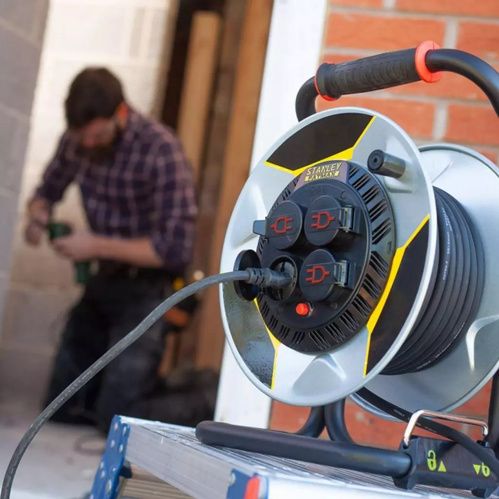 Сетевой удлинитель Stanley Fatmax 40 м (SXECCM2FAVE) - 1