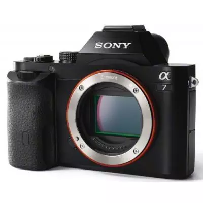 Цифровой фотоаппарат Sony Alpha 7 body black (ILCE7B.RU2) - 2