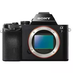 Цифровой фотоаппарат Sony Alpha 7 body black (ILCE7B.RU2)