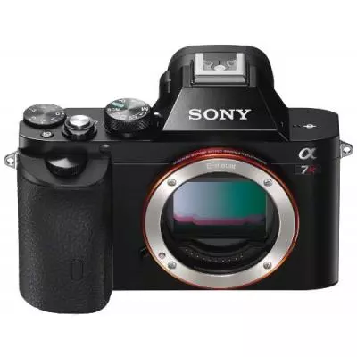 Цифровой фотоаппарат Sony Alpha 7r body black (ILCE7RB.RU2) - 1