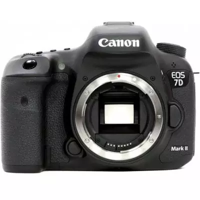 Цифровой фотоаппарат Canon EOS 7D Mark II Body (9128B038) - 1