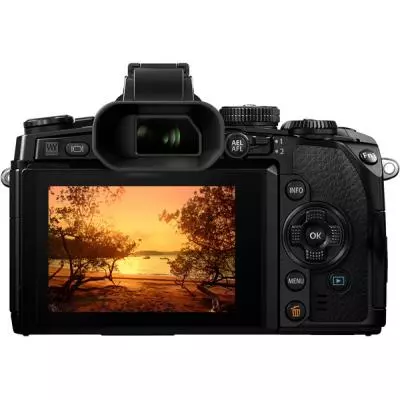 Цифровой фотоаппарат Olympus E-M1 Body black (V207010BE000) - 3