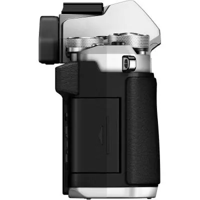 Цифровой фотоаппарат Olympus E-M5 mark II Body silver (V207040SE000) - 5