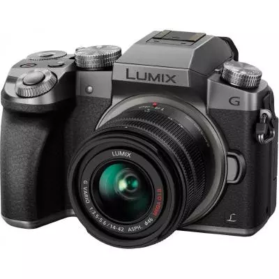 Цифровой фотоаппарат Panasonic DMC-G7 Kit 14-42mm Silver (DMC-G7KEE-S)