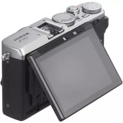 Цифровой фотоаппарат Fujifilm FinePix X70 Silver (16499124) - 4