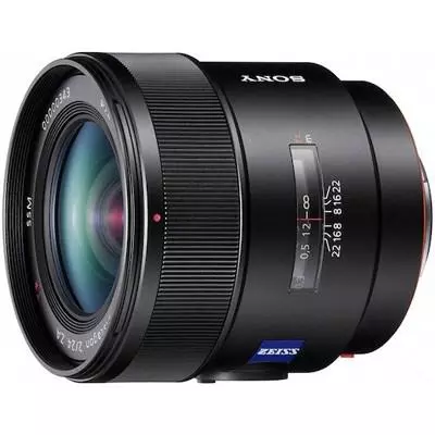 Объектив Sony 24mm f/2 SSM Carl Zeiss (SAL24F20Z.AE)