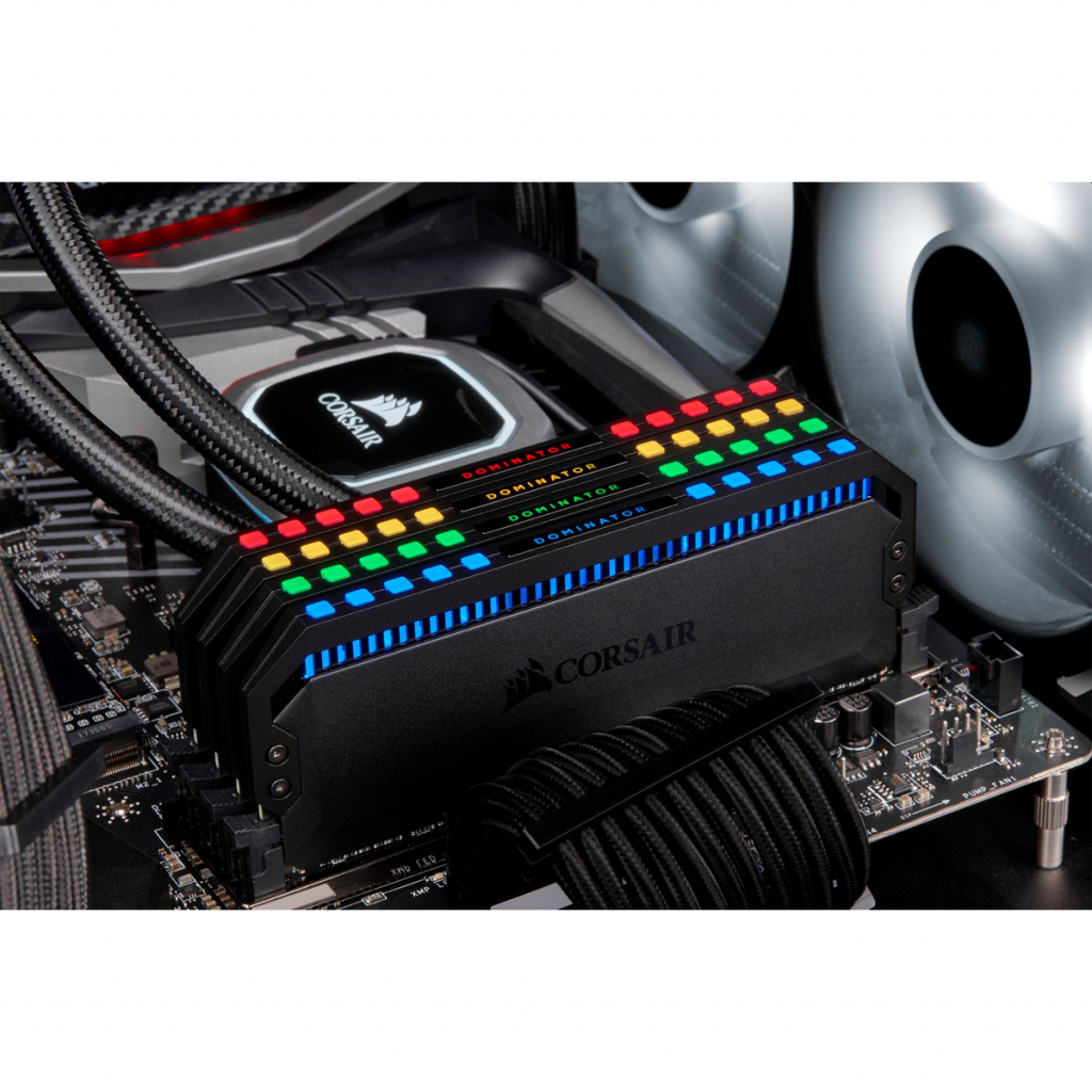 Модуль памяти для компьютера DDR4 16GB (2x8GB) 3600 MHz Dominator Platinum RGB Black Corsair (CMT16GX4M2K3600C16) - 3 Модуль памяти для компьютера DDR4 16GB (2x8GB) 3600 MHz Dominator Platinum RGB Black Corsair (CMT16GX4M2K3600C16) - 3