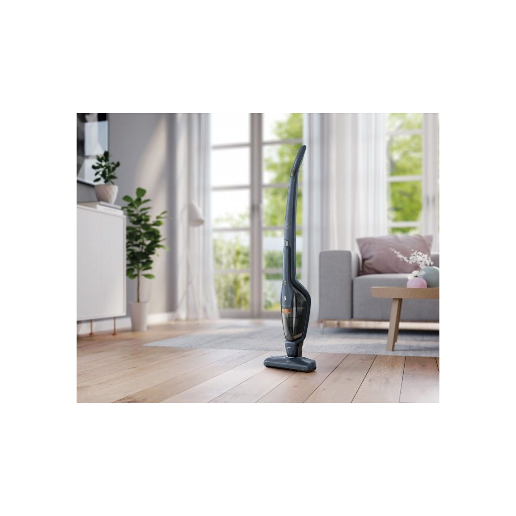 Пылесос Electrolux EERC75DB - 4
