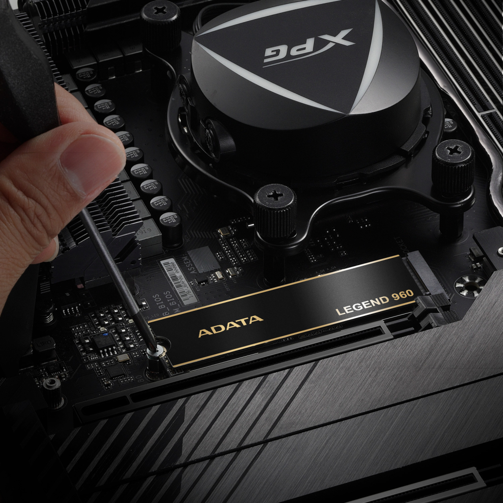 Накопитель SSD M.2 2280 4TB ADATA (ALEG-960-4TCS) - 3 Накопитель SSD M.2 2280 4TB ADATA (ALEG-960-4TCS) - 3