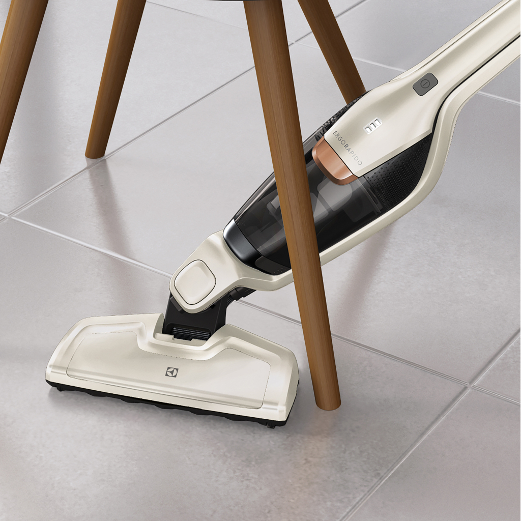 Пылесос Electrolux EERC73SW - 1